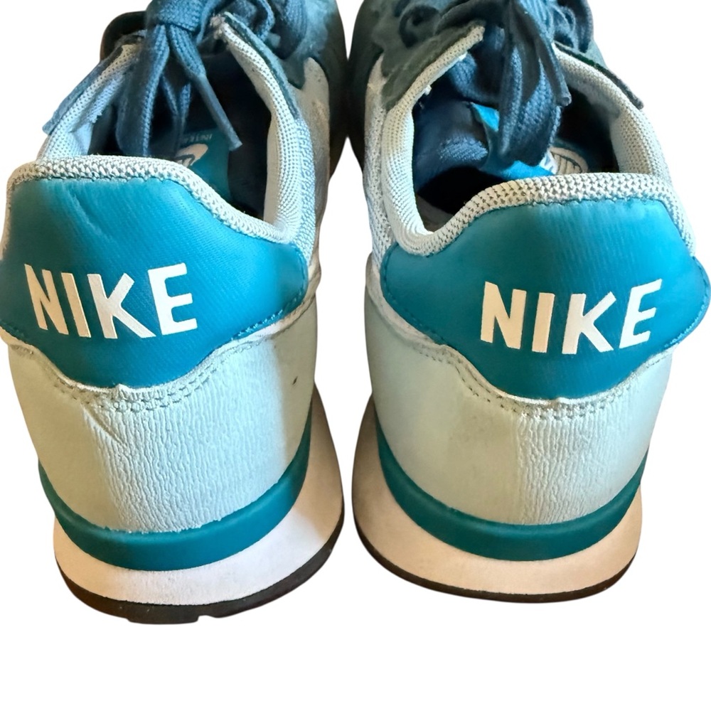 Nike internationalist shoes size 7 women’s - Picture 8 of 9
